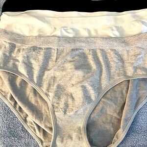 Lot of 3 cheeky panties size L microfiber hipsters